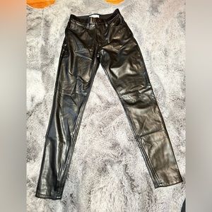 Abercrombie Curve Love Faux Leather Skinny Pant; size 26